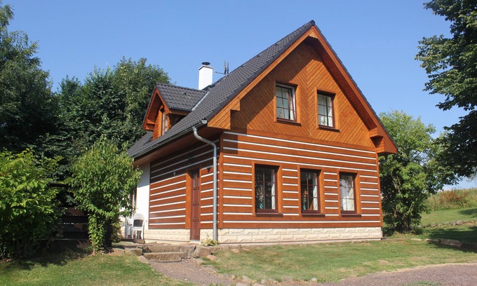 Bozanov House | Luxury detached villa with sauna and wood-burning stove and unobstructed view over farmlands