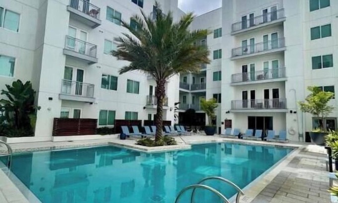 Callahan Apartment | Luxury Downtown Apt near Universal Kia Center