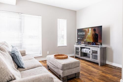 Downtown Cleveland House | Luxury Downtown Townhome Unit 13