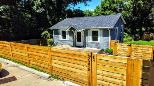 South Nashville Apartment | Luxury duplex unit in Nashville Unit A