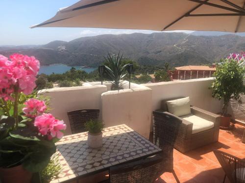 Istan House | LUXURY DUPLEX WITH VIEWS.