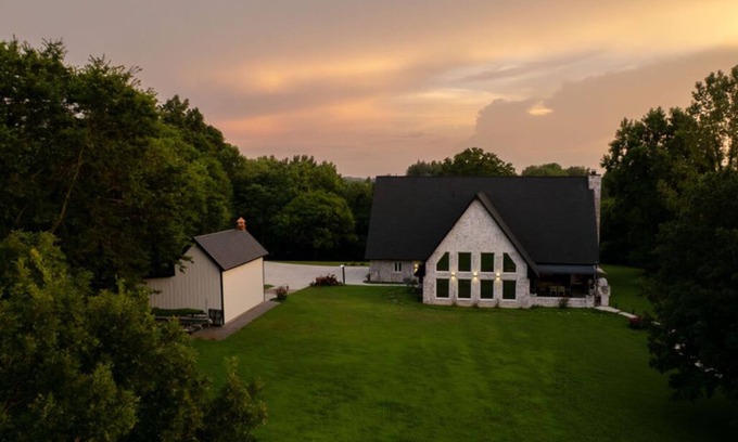 Kedron House | Luxury estate on 10 Acres