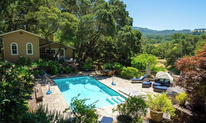 Kenwood House | Luxury Estate: Grand Piano, Pool & Hot Tub