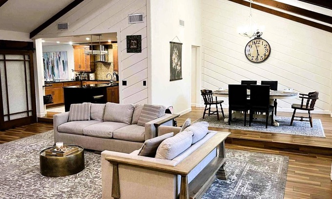 Longwood House | Luxury Family Retreat - Longwood