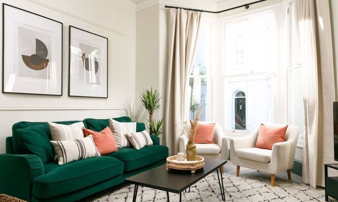 Barbican House | Luxury for 2024, Central Plymouth Home for 10