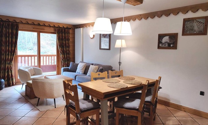 Saint-Martin-de-Belleville Apartment | Luxury Rental with Pool, SPA, Parking and WIFI