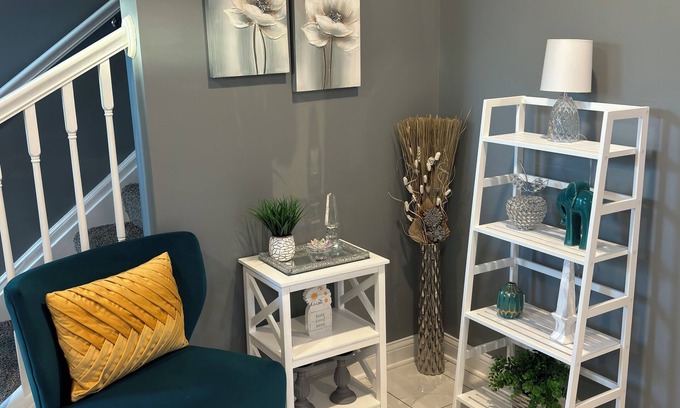 Near East Columbus House | Luxury Fully Furnished Spacious 3 BDR 3 Full BTH Columbus Home with Amenities!