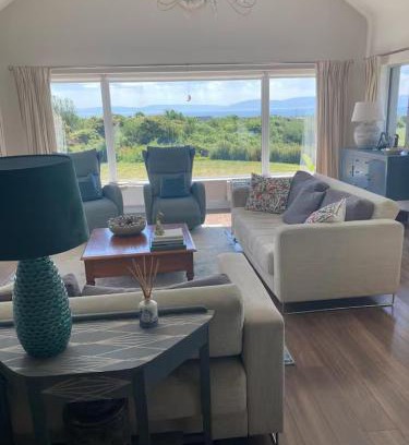 Spiddal House | Luxury Galway Getaway with 5 Bedrooms