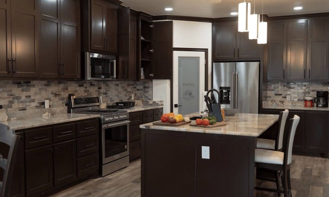 Central Oklahoma City House | Luxury Getaway near OKANA Resort w/King Beds