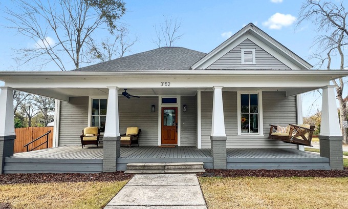 Covington House | Luxury getaway, Where the Vampire Diaries was filmed. Hollywood of the South!