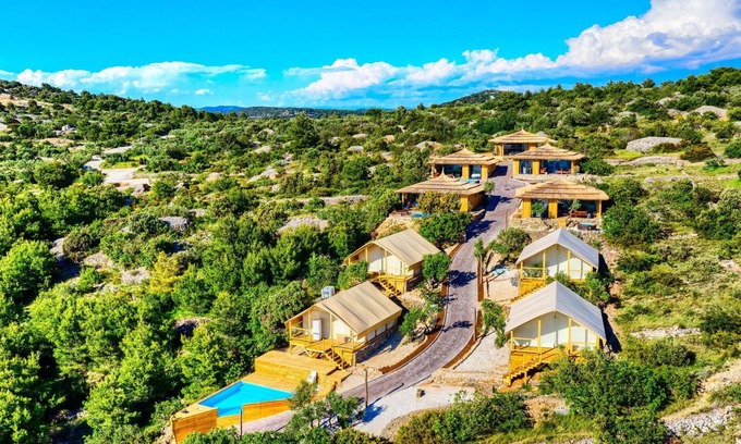 Susica House | Luxury Glamp New Horizons IV