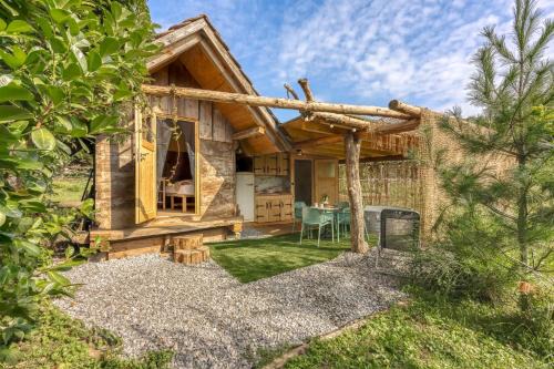 Ivancna Gorica Apartment | Luxury Glamping House Pia - Happy Rentals