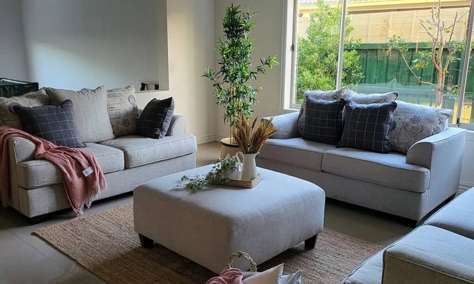Greenvale House | Luxury Green, comfort living for your holiday.nn