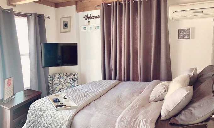 Van Nuys Apartment | Luxury Guest Suite in the heart of Sherman Oaks