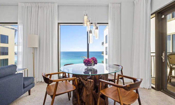 Open Sands Condo | Luxury Gulf View Suite with Penthouse Views!