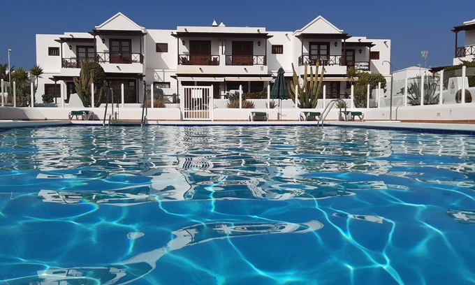 Yaiza House | Luxury House With Large Communal Pool, Close to Marina and Beaches