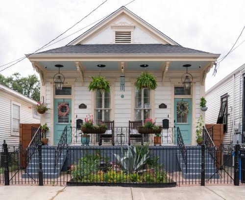 Saint Thomas Development House | Luxury Historic Shotgun Home in Lower Garden District