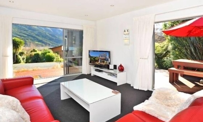 Linkwater House | LUXURY HOLIDAY HOME ON QUEEN CHARLOTTE DRIVE