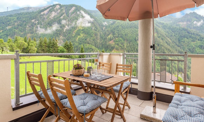 Kauns House | Luxury holiday home with stunning views & oak sauna