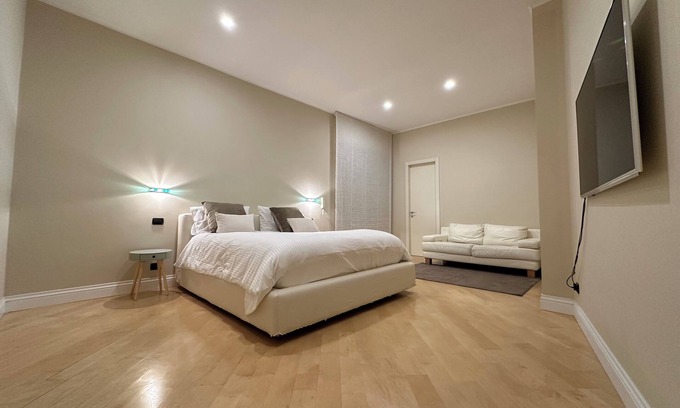 Municipio 4 Apartment | Luxury holiday house in center ville