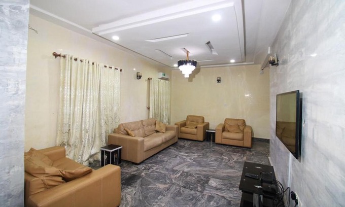 Abuja Apartment | LUXURY HOME 4Bedroom Secured