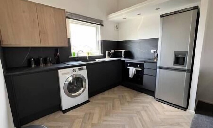 Rugby Apartment | Luxury home in rugby ready 4U