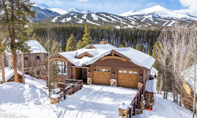 Warrior's Mark West House | Luxury Home; Mountain Views; on Ski Trail; Hot Tub