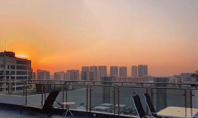 Al Barsha Apartment | Luxury Home near Dubai International Airport in Dubai Silicon oasis