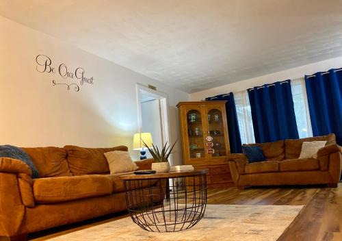 Wooded Estates Villa | Luxury Home near Notre Dame with Arcade Room
