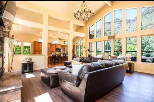 Sedona Shadows House | Luxury Home Oak Creek Canyon Sedona by Slide Rock