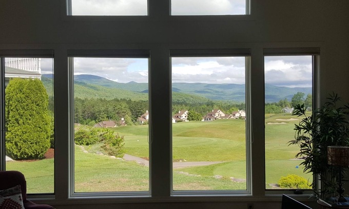 Campton House | Luxury Home set on the 18th tee at Owls Nest Golf Resort - Breathtaking Views