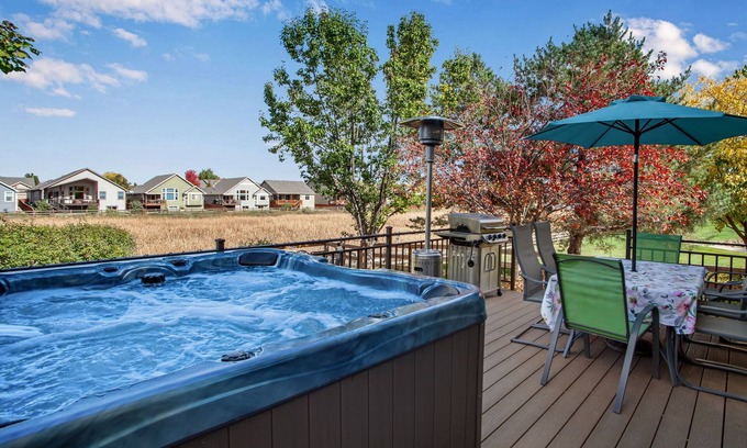 Loveland House | Luxury Home with hot tub. Elderly and Kid Friendly!
