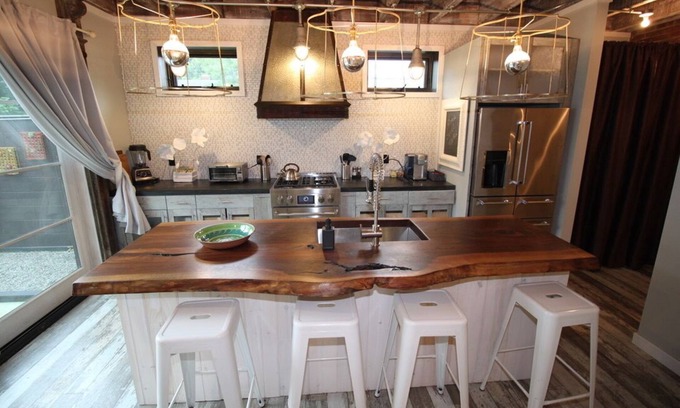 Lambertville Hotel | Luxury Hotel, Roof Deck, Parking & Walk to New Hope!