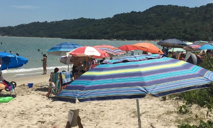 Daniela House | LUXURY HOUSE W /HEATED POOL w /16 people, 4 suites, 30m from the beach.