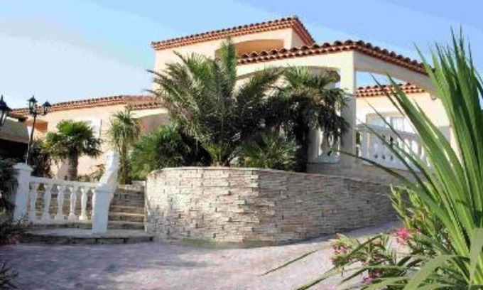 Garrigues House | Luxury house with garden and swimming pool quiet place next to golf course and near to everything