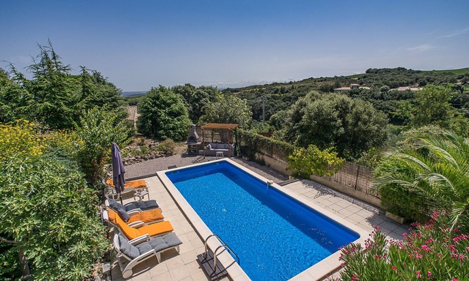 Cabrerolles Villa | Luxury Idyllic Villa Set Amongst Vineyards With Private Pool