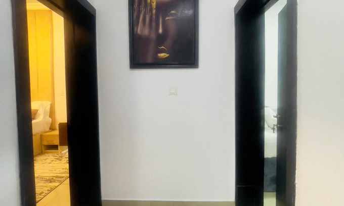 Lagos Apartment | Luxury Ikeja Apartment with 2 Bedrooms