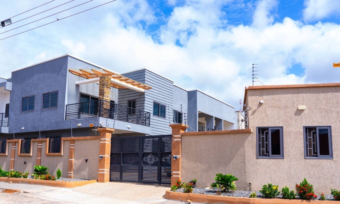 Amrahia Apartment | Luxury in Amrahia - 2-Bedroom Apartment Home with Backup Solar and 24/7 Security