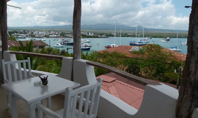 Bahia de la Academia Resort | Luxury Jacuzzi Suite On The Bay w/City, Harbor & Ocean Views (READ AD FIRST)
