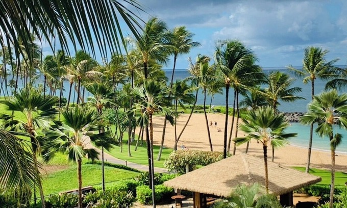 Ko Olina Villa | Luxury Ko Olina Beach Villa with Ocean View 2BR 2BA in Beach Tower