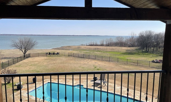 Little Elm Villa | Luxury lake house with pool king bed