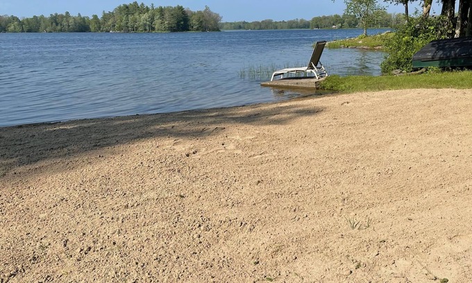 Frontenac Cabin | Luxury Lakefront Loft