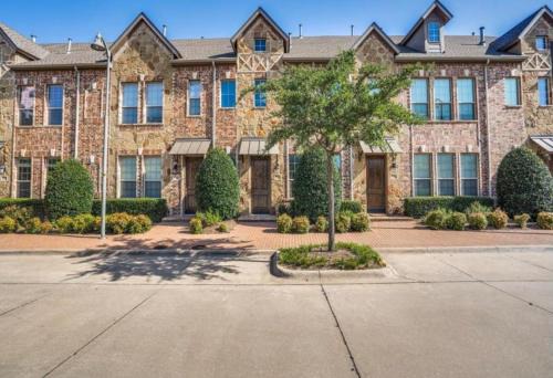 Legacy Park House | Luxury Legacy West Townhouse