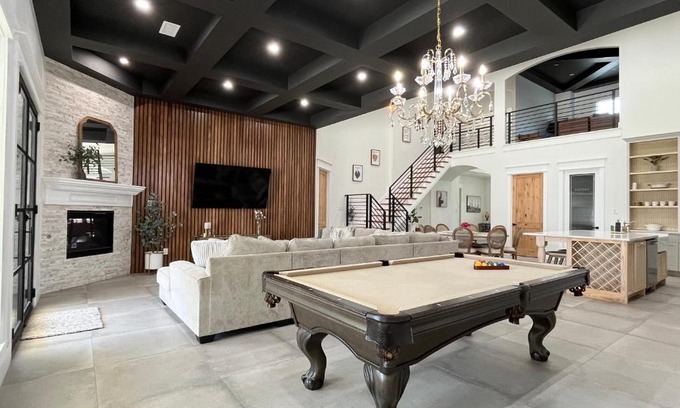 Central Arlington House | Luxury (Less than mile from AT&T Stadium/GlobeLife) GameRoom/Basketball Hoop
