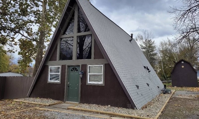 Saint Marys Allen County House | Luxury Lodge near Airport, Unique A-Frame, Woof!