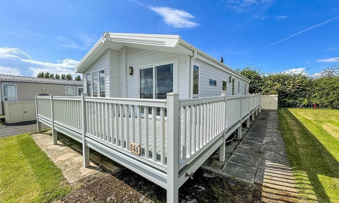 Hunstanton Cabin | Luxury lodge with decking in Hunstanton at Manor Park ref 23144K