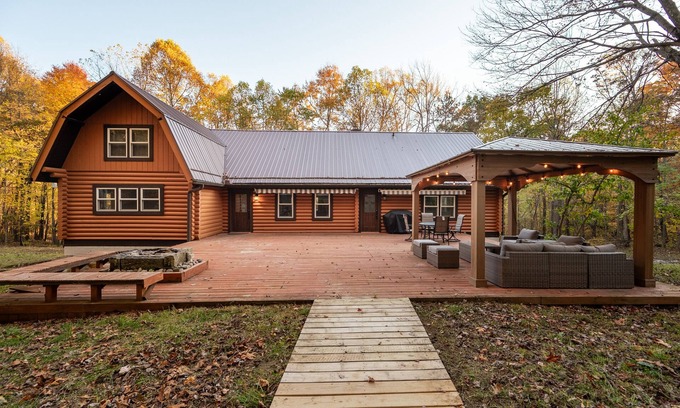 Nashport Cabin | Luxury,Log Cabin 65ac. of private forest, trails,sauna,hot-tub. Baughman Park.