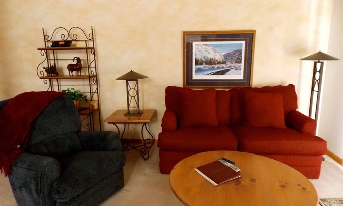 Dillon House | Luxury Lookout Ridge Townhome In the Heart of Summit County