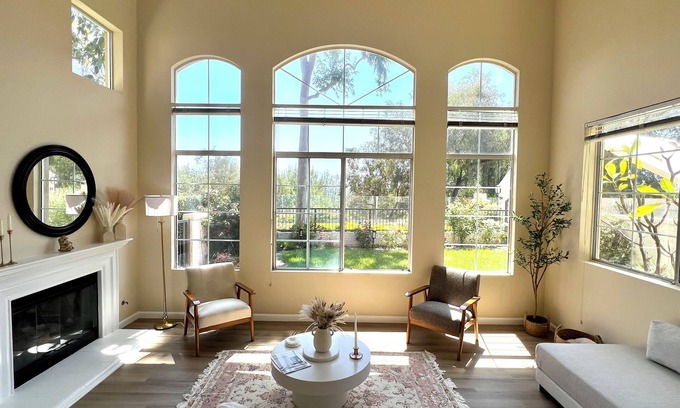 Rancho Santa Margarita House | Luxury Mountain View Lodge in Suburbs of Orange County!