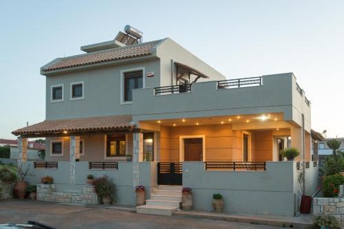 Kato Gouves House | Luxury Maisonette Afro